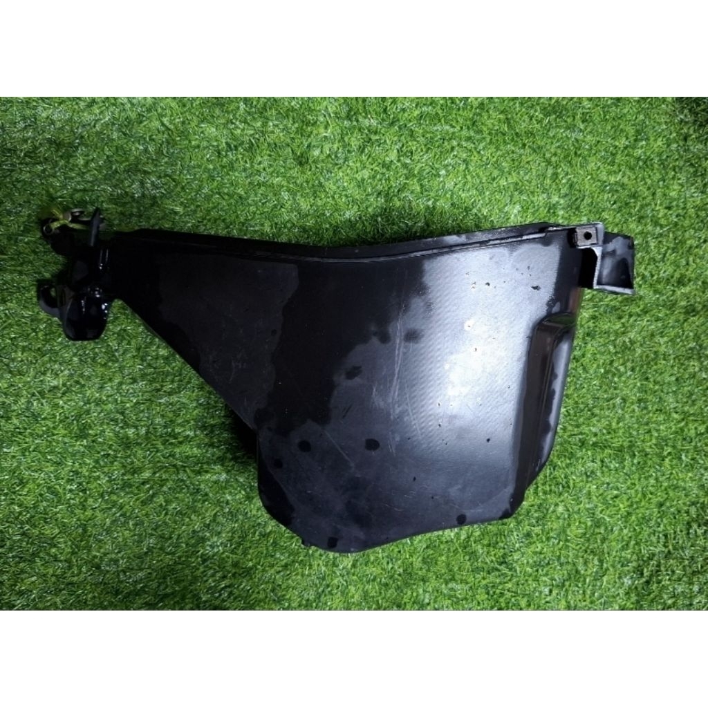 กล่องเก็บของ Mio125i หัวฉีด  แท้ : YAMAHA : 1PN-F473R-00