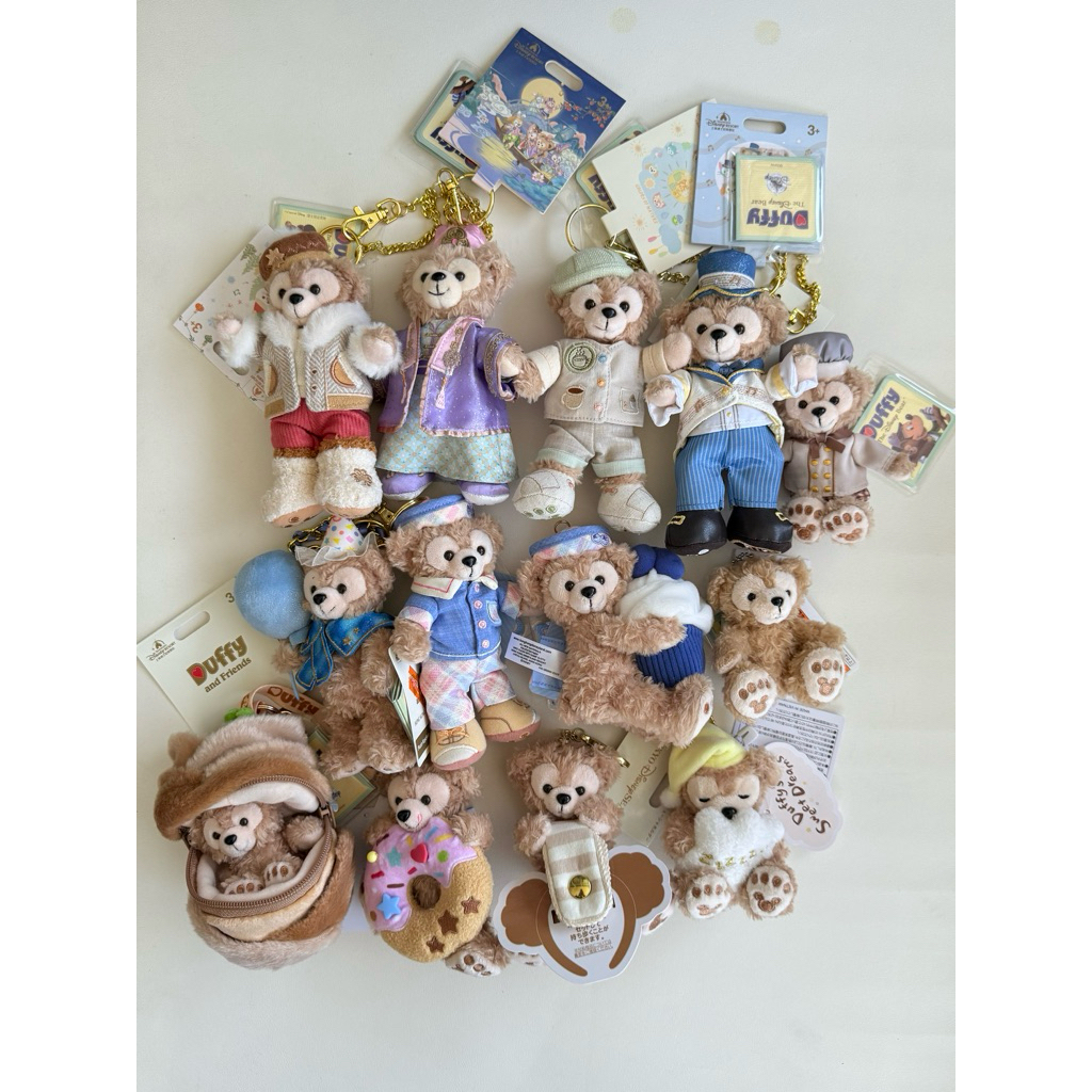 พร้อมส่งที่ไทย ✅  พวงกุญแจ Duffy จาก Disney 🇨🇳🇯🇵🇭🇰