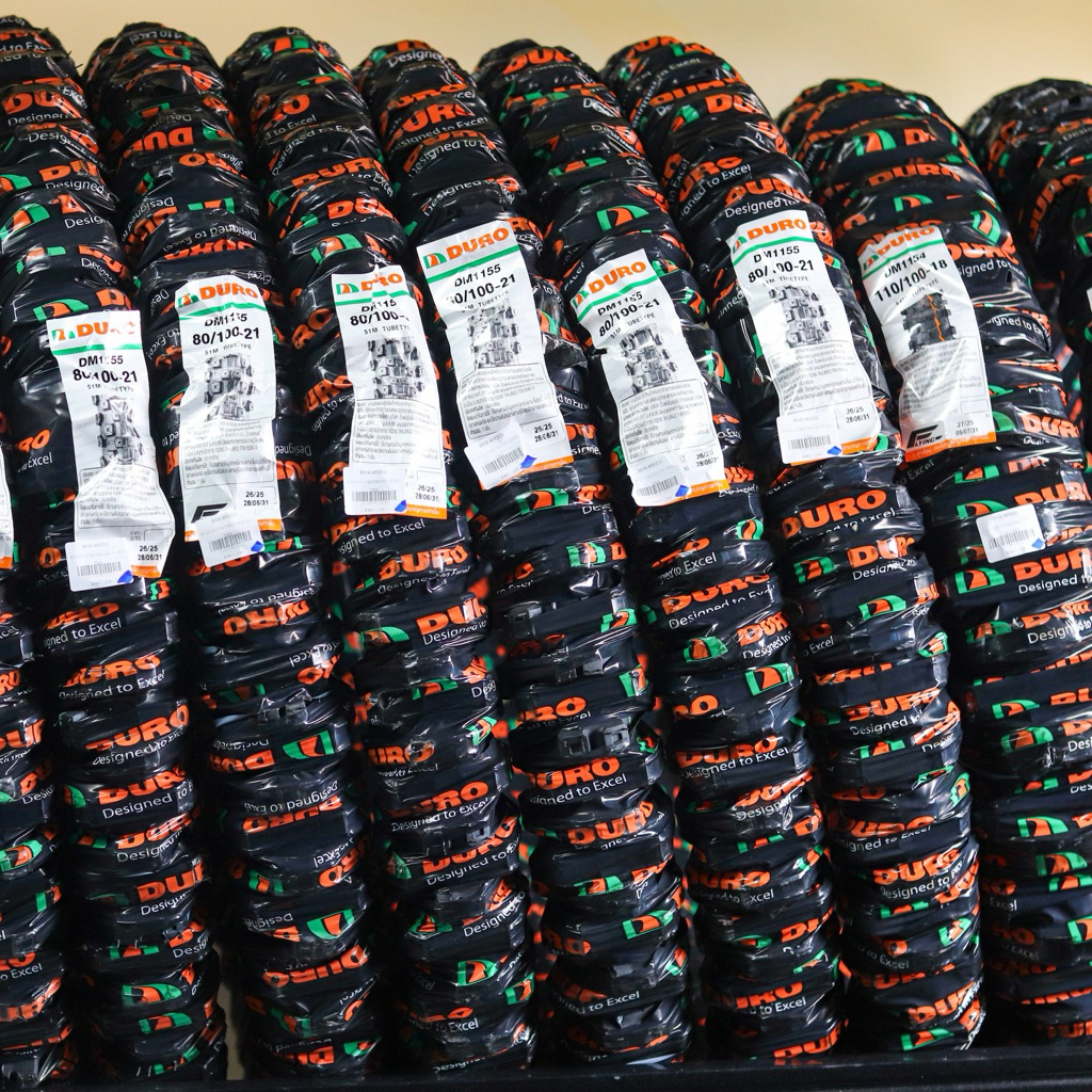 ยาง DURO ห่อฟ้าและ FLYING ห่อดำปี 25 ขอบ 21/18/19/16 (DM1111,DM1112,DM1153,DM1154,DM1156)
