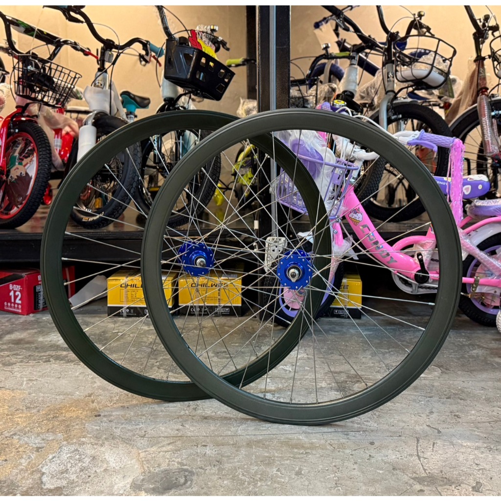 ล้อฟิกเกียร์ 700c ขอบสูงสีเงินปัดเงา ดุมแบริ่ง ขอบอลูมีเนียม คู่ละ