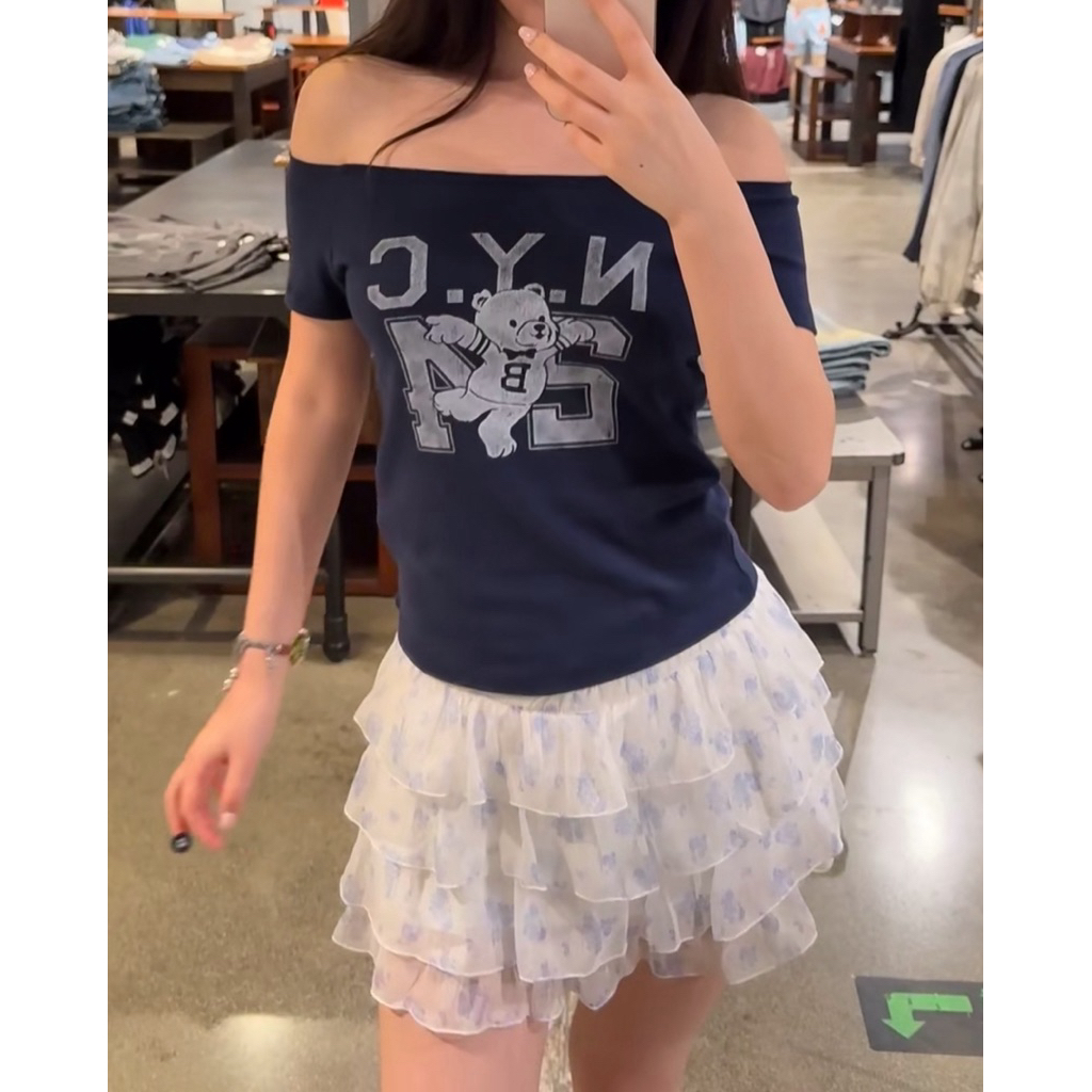 พร้อมส่ง Hollister | 🧸 N.Y.C Off Shoulder Top (Navy)