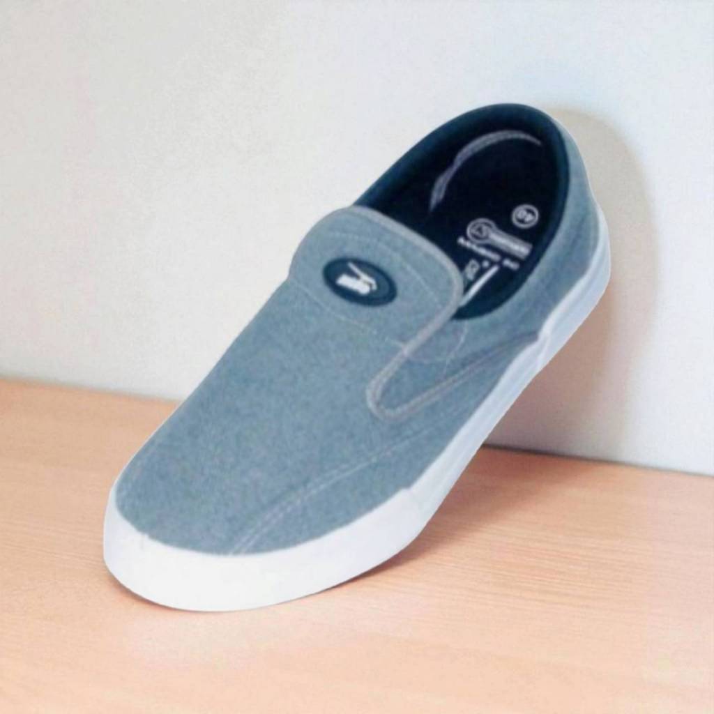Kito 0713 รองเท้าผ้าใบสลิปออน ยี่ห้อ กีโต้ รุ่น 0713 ไซร์ 39-43 ส่งด่วน