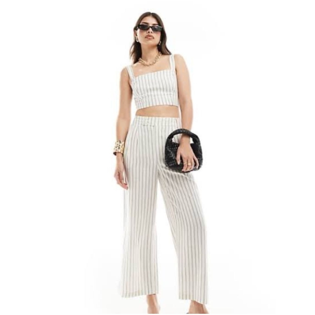 Stradivarius​ เสื้อครอปสา​ยเดี่ยว, กางเกงขากระบอก​ ไซส์​XS​ (ขา​ยแยก)​