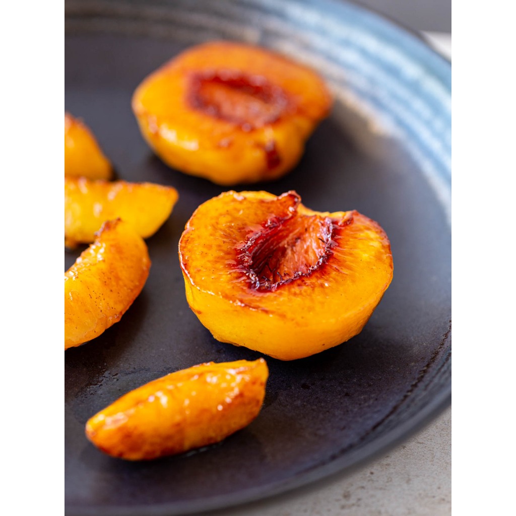 McGarrett Peach Halves in Syrup 820g.// Slightly Damaged Tins (BBD 15/01/28)