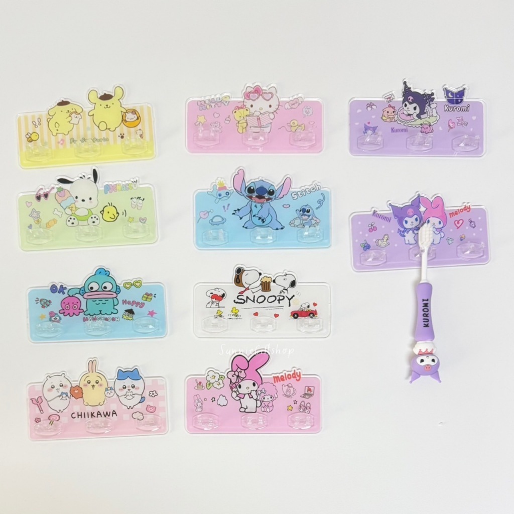 ที่แขวนแปรงสีฟัน แบบ3ช่อง อะคริลิค พร้อมกาวสำหรับติด ลายการ์ตูน