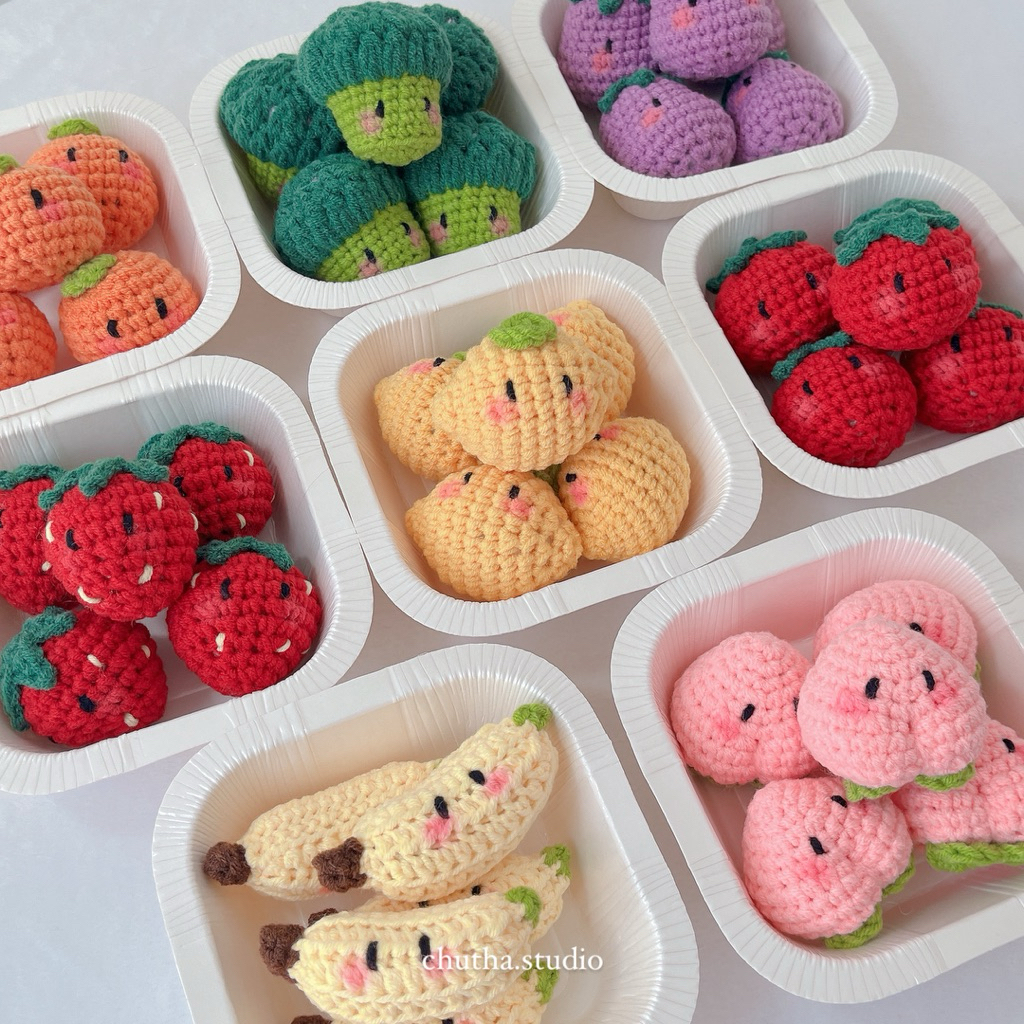 พวงกุญแจตุ๊กตาถักผักผลไม้ บล็อกโคลี่ มะเขือเทศ มะเขือม่วง เลมอน ส้ม พีช กล้วย สตรอเบอร์รี่