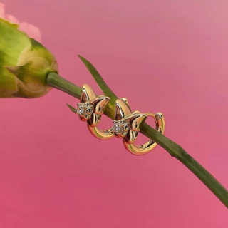 YVIS Wink Hoop Earring