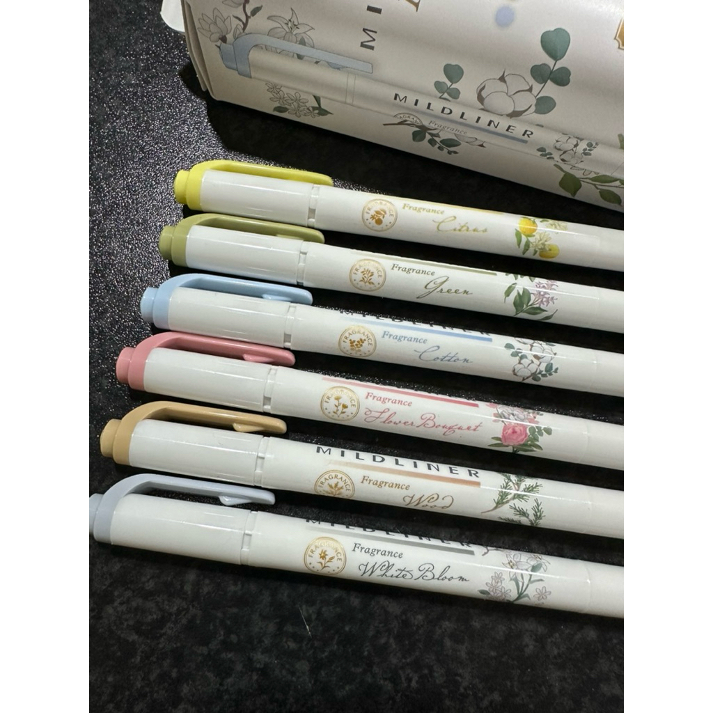 Limited edition Zebra Mildliner Highlighter with Scented Fragrance.