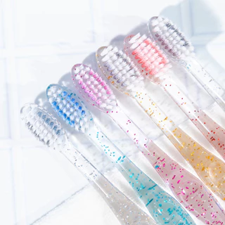 Dr.RAY Glitter Shine แปรงแพ็กคู่ ด้ามใสกลิสเตอร์ ขนนุ่มกำลังดี บิดกลียวด้านข้าง No.D193