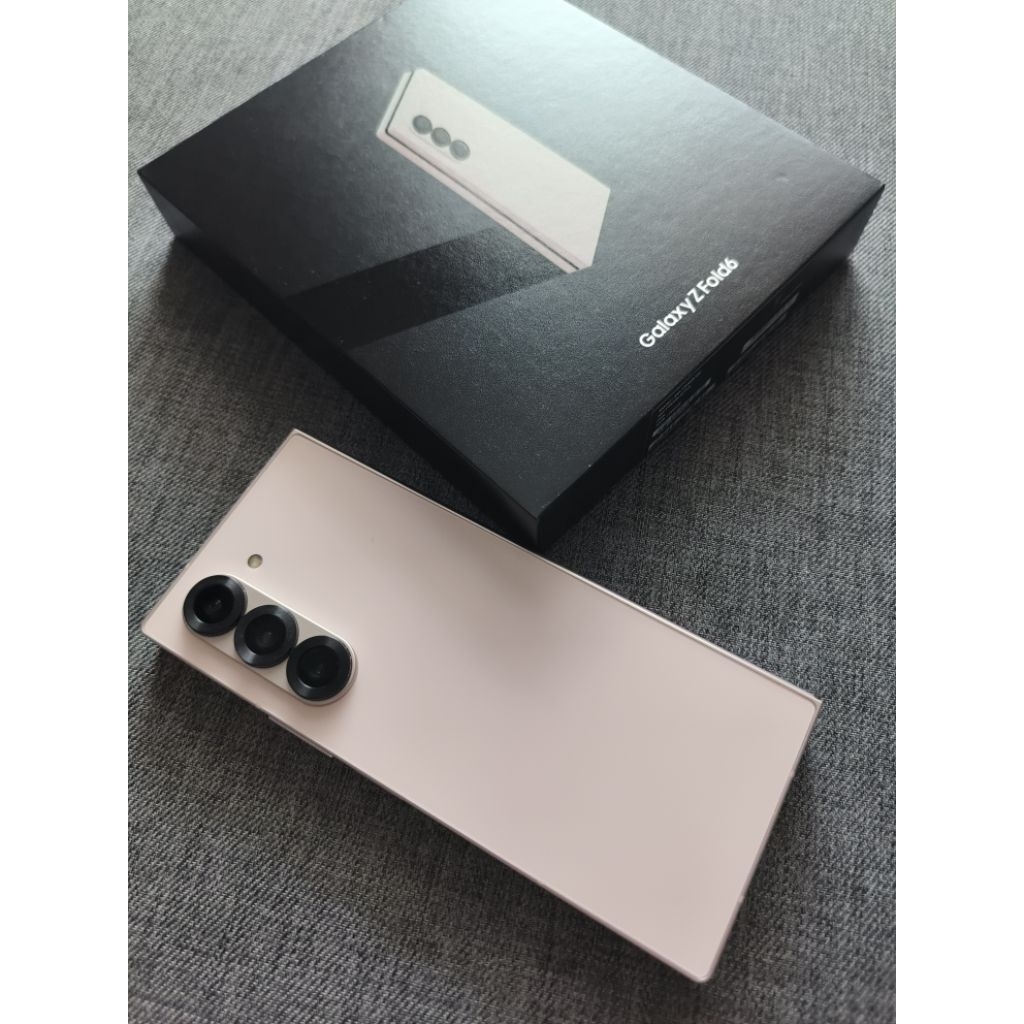 Samsung Galaxy Fold6 มือสอง สีชมพู full box