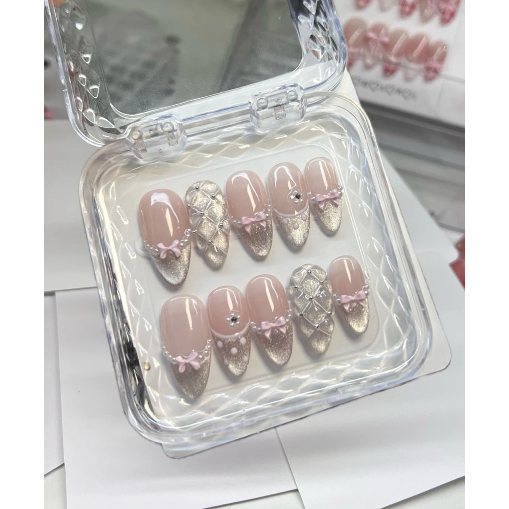 เล็บปลอมสีเจลแท้100% ✨ฟรีอุปกรณ์ติดเล็บครบชุด✨
