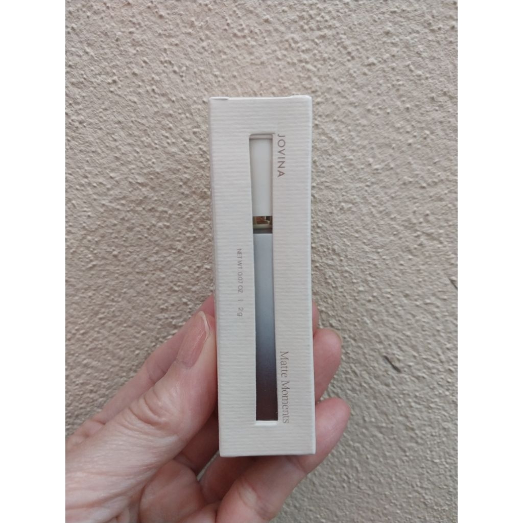 JOVINA MATTE MOMENT LIP #02 HIIGH Honour  โจวีน่า แมตต์ โมเมนต์ ลิป 2 g. (มีตำหนิรอยปากกา)