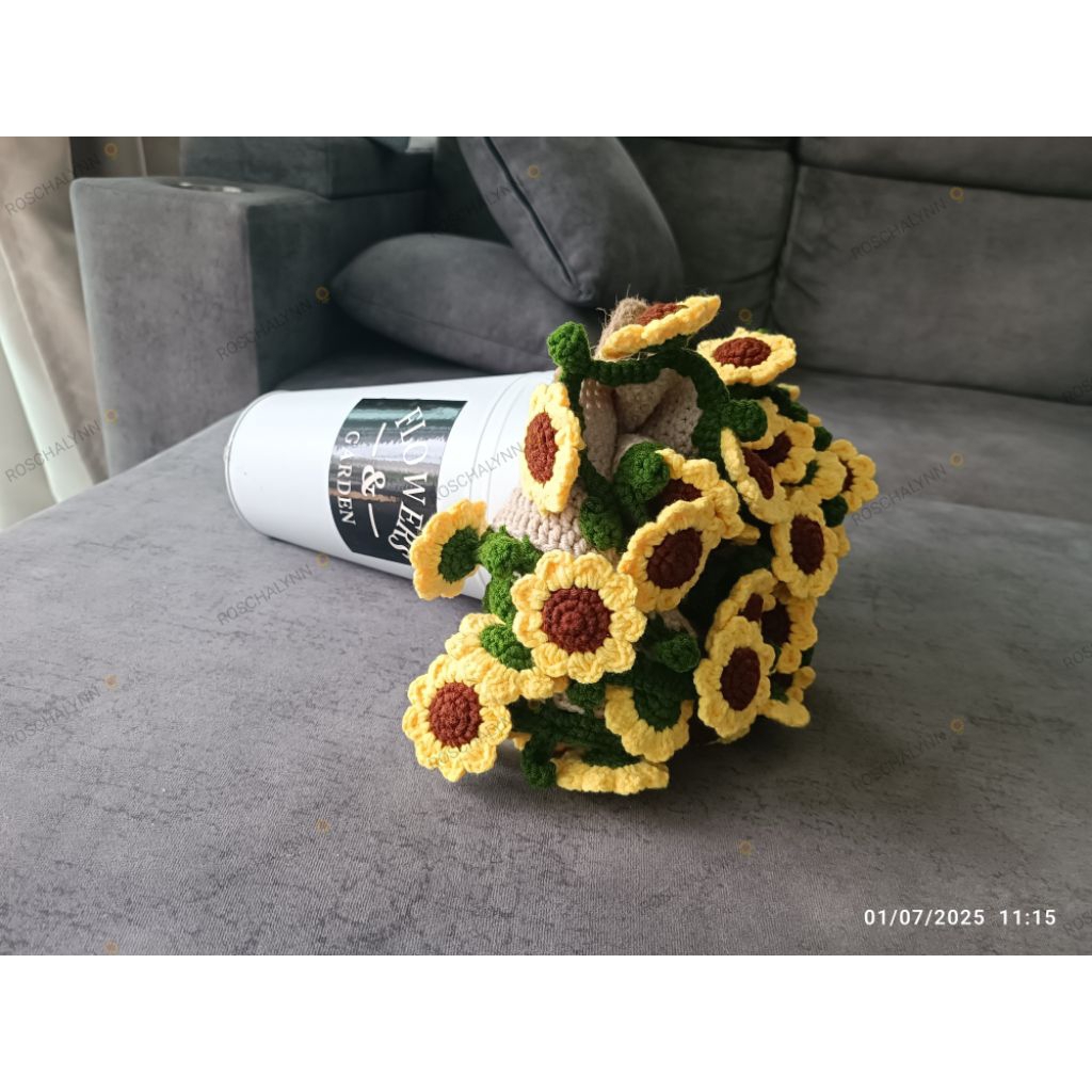 พร้อมส่ง 🌻Sunflowers blankets bouquet Crochet สินค้าสำเร็จรูป