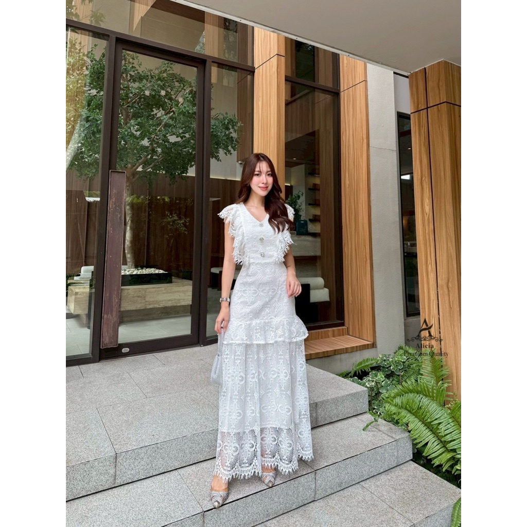 ALICIA BRAND   Detail :💖💗💖Detail >> เดรสลูกไม้ทอลายแน่นสวย