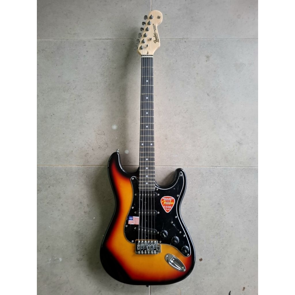 กีต้าร์ไฟฟ้าGuitar Fender Stratocaster maxico กีต้าร์ไฟฟ้าfender ลดราคาพิเศษจัดส่งในไทย