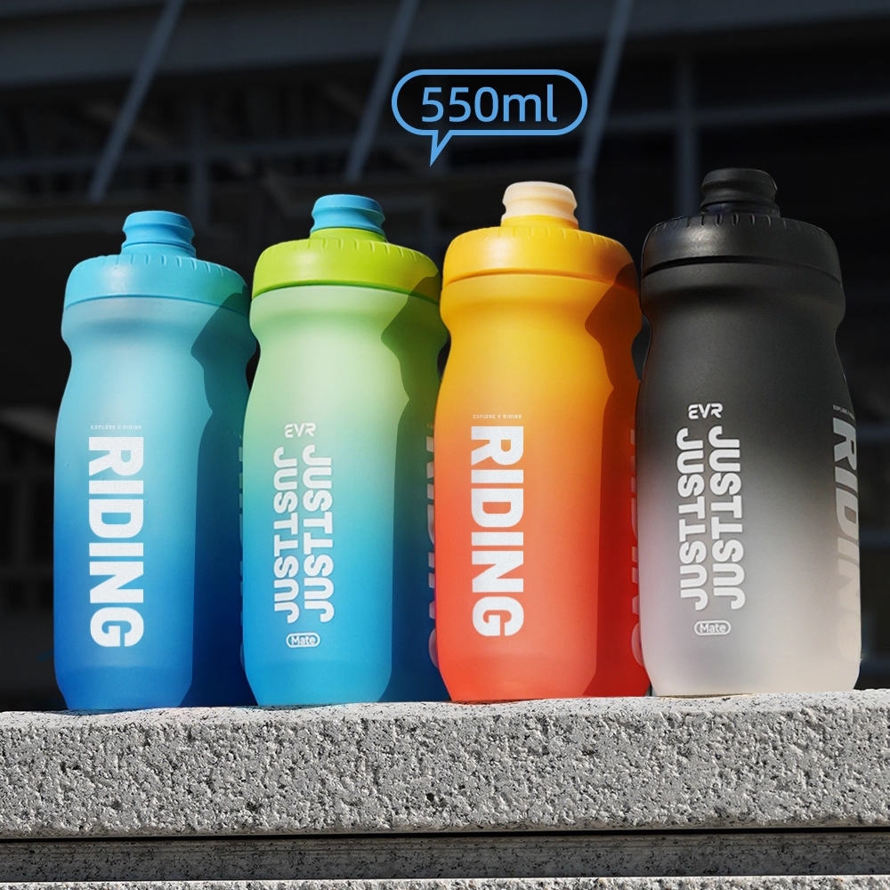 ขวดน้ำจักรยาน EVR Just Riding 550ml จุกซิลิโคนออโต้ บีบง่าย