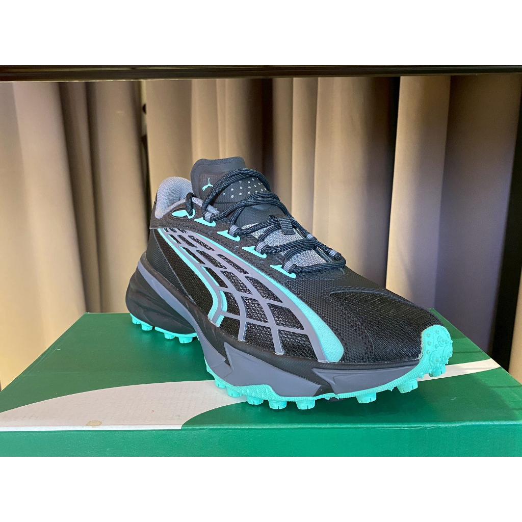 รองเท้าลำลองผู้หญิง Puma Spirex