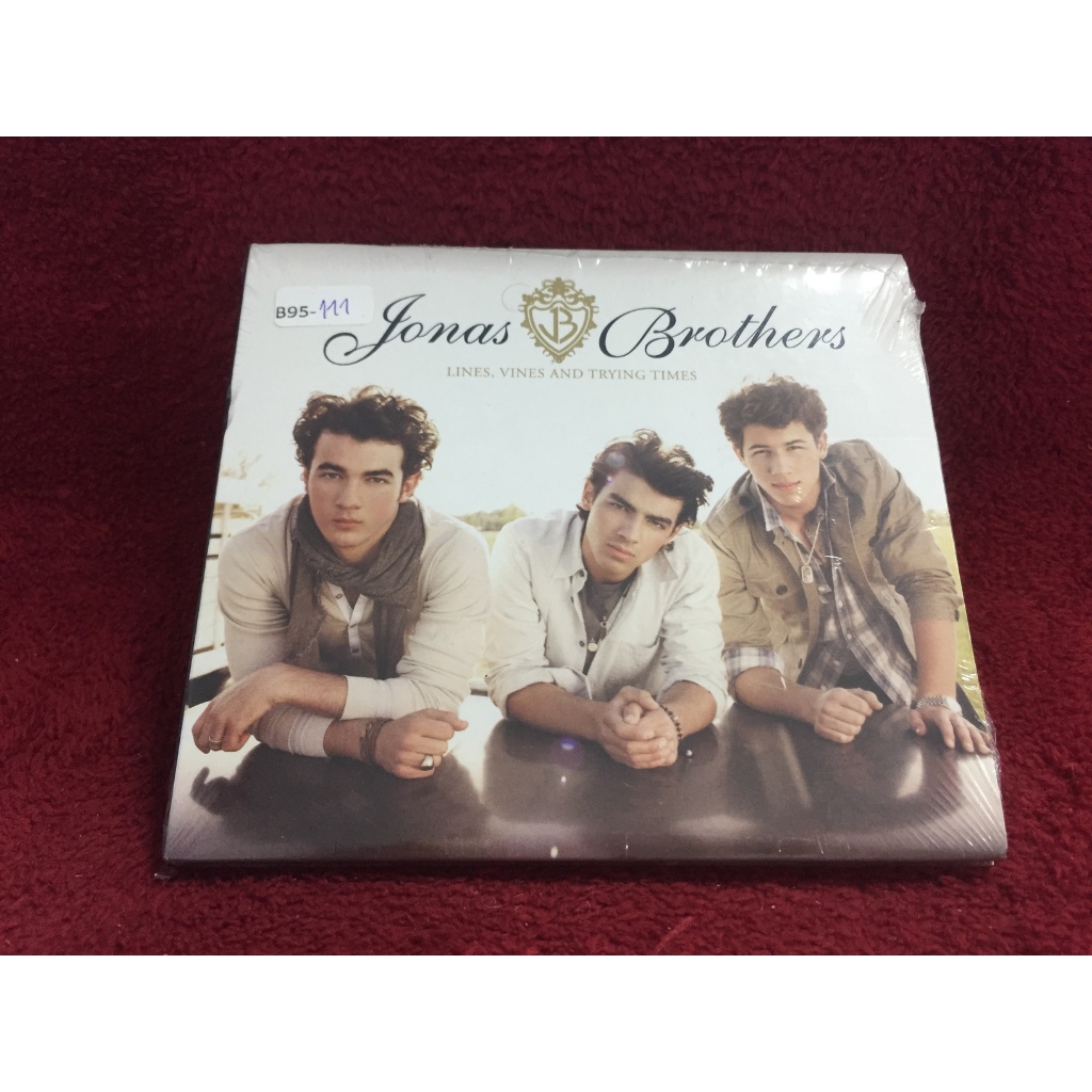 CD Jonas Brothers – Lines, Vines and Trying Times สภาพตามปก B95-111