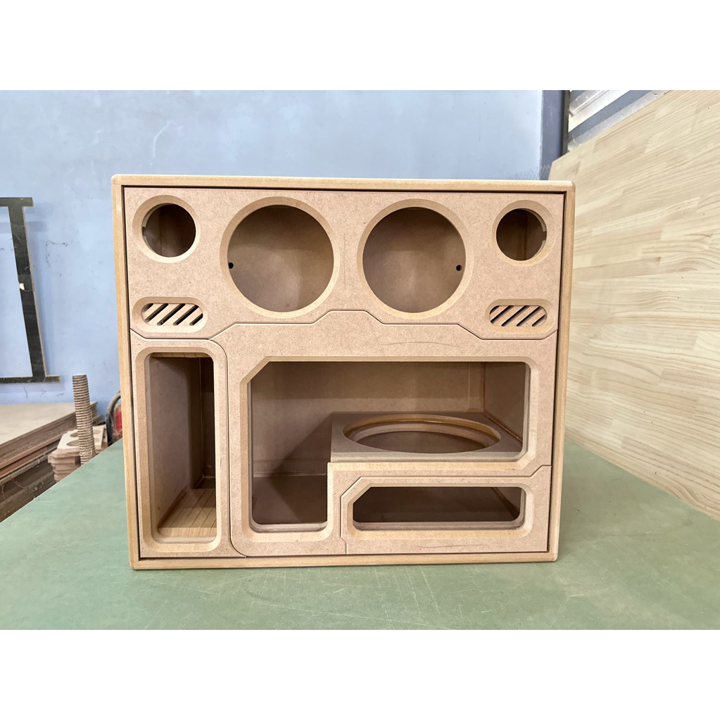 ตู้บลูทูธ DIY แบนพาส ซับ10"คว่ำดอก (ลมหลังดอก)กลาง 6.5"แหลม4นิ้ว" ไม้MDF15mm #แรงไม่ต้องลุ้น สเปคแม่เหล็ก2ก้อนโครงหล่อ