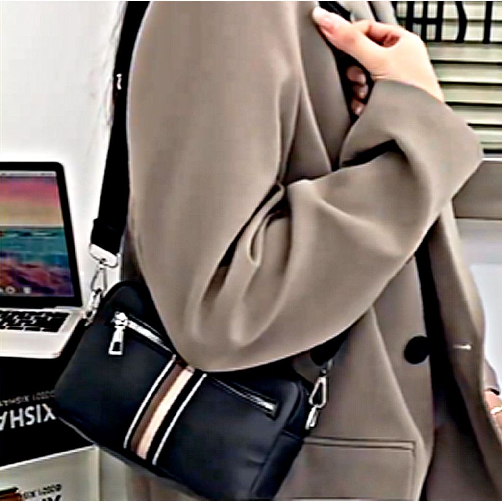 กระเป๋าสะพายอินเทรนด์ กระเป๋าถือลำลองสตรีพร้อมกระเป๋าเงินเหรียญ แฟชั่นลายลายกระเป๋าสะพายข้าง กระเป๋าคลัทช์ซิปอเนกประสงค์