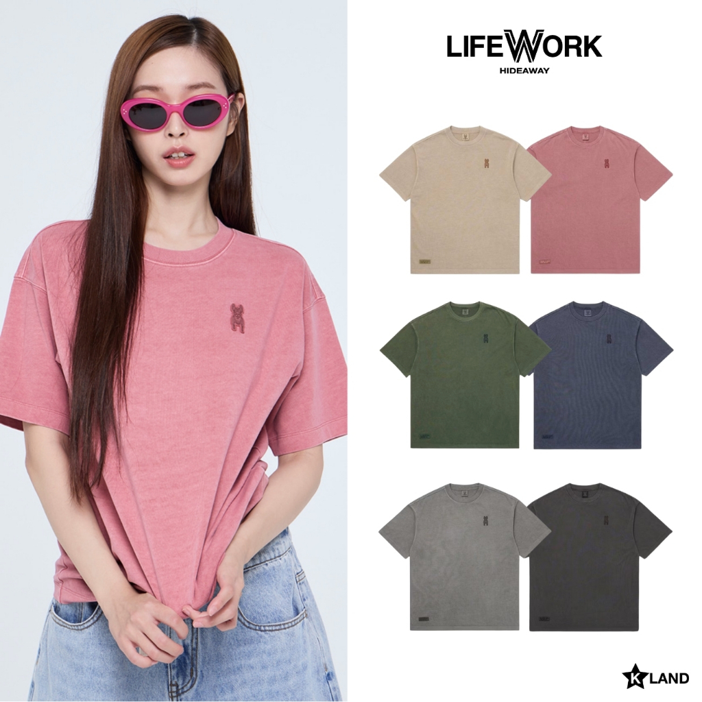LIFEWORK WASHING SILICONE RADOG SHORT SLEEVE T-SHIRT เสื้อไลฟ์เวิร์คหมาจิ๋ว แขนสั้น คอกลม (LWK24TS0008U)
