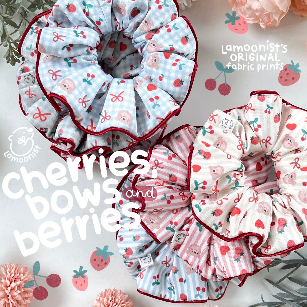 Lamoonist scrunchie • Cherries, bows, and berries