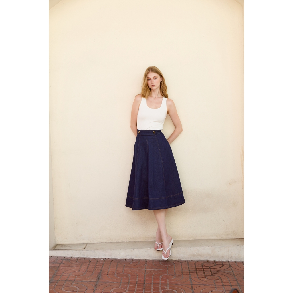 Wry Wear - Dale Skirt กระโปรงผ้ายีนส์ทรงบาน ความยาวครึ่งแข้ง