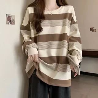 พร้อมส่งในไทย**เสื้อแขนยาวลายทางผ้าโพลี ทรงเกาหลี Y263