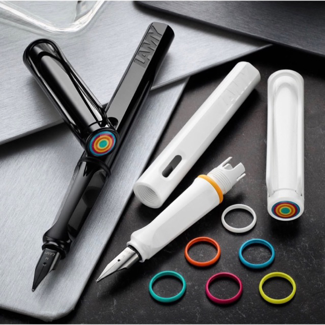 **พร้อมส่งจ้า**ใหม่ 2025 🌈🌈 Lamy safari all white & all black multicolor 2025 ปากกา ลามี่ คลิปขาว คลิปดำ