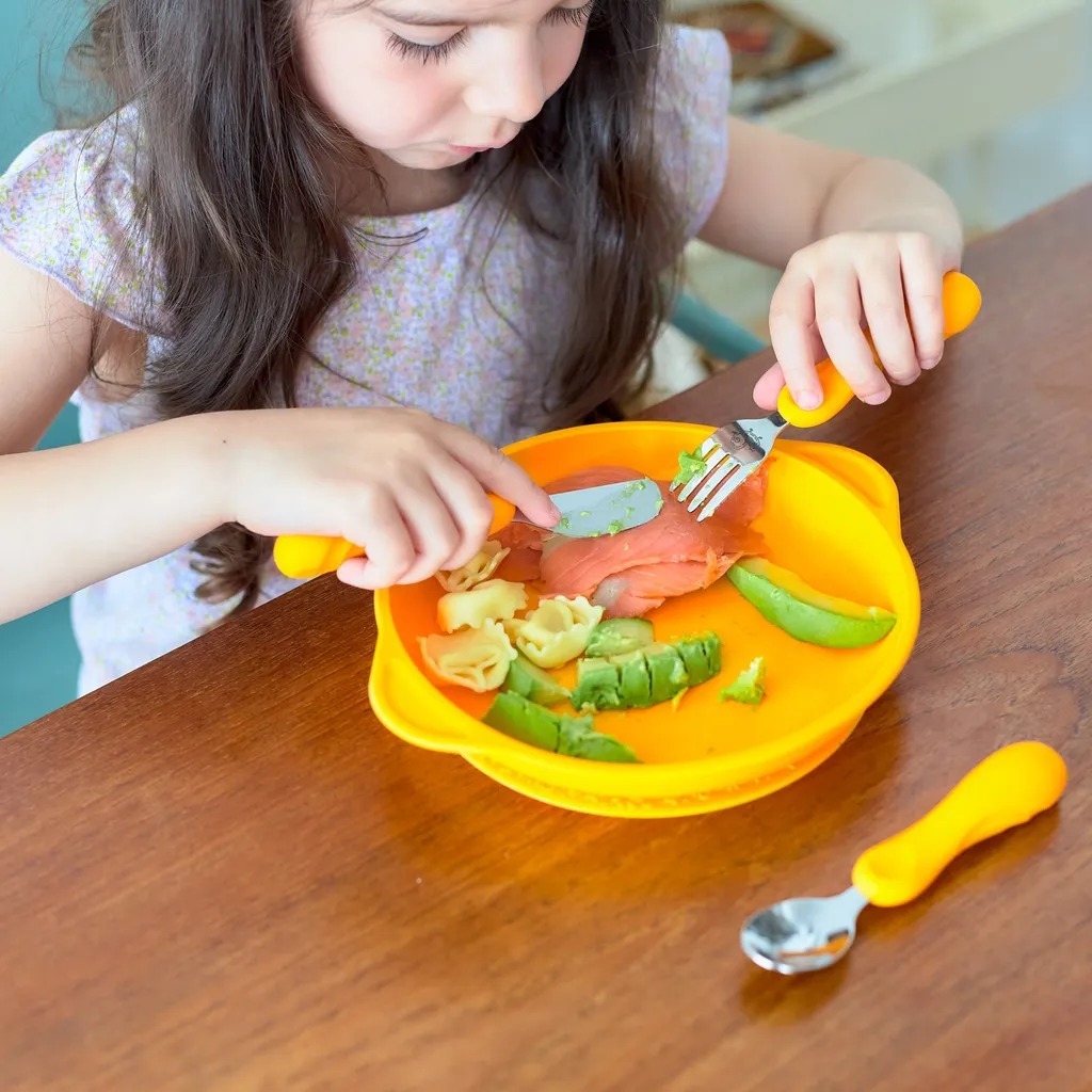 MARCUS & MARCUS ชุดช้อนส้อมมีด ส้อมและมีดปลายมน Easy Grip Cutlery Set (3y+) ราคา ถูกที่สุด ดีลบีเคเค แกลเลอรีภาพที่ 6