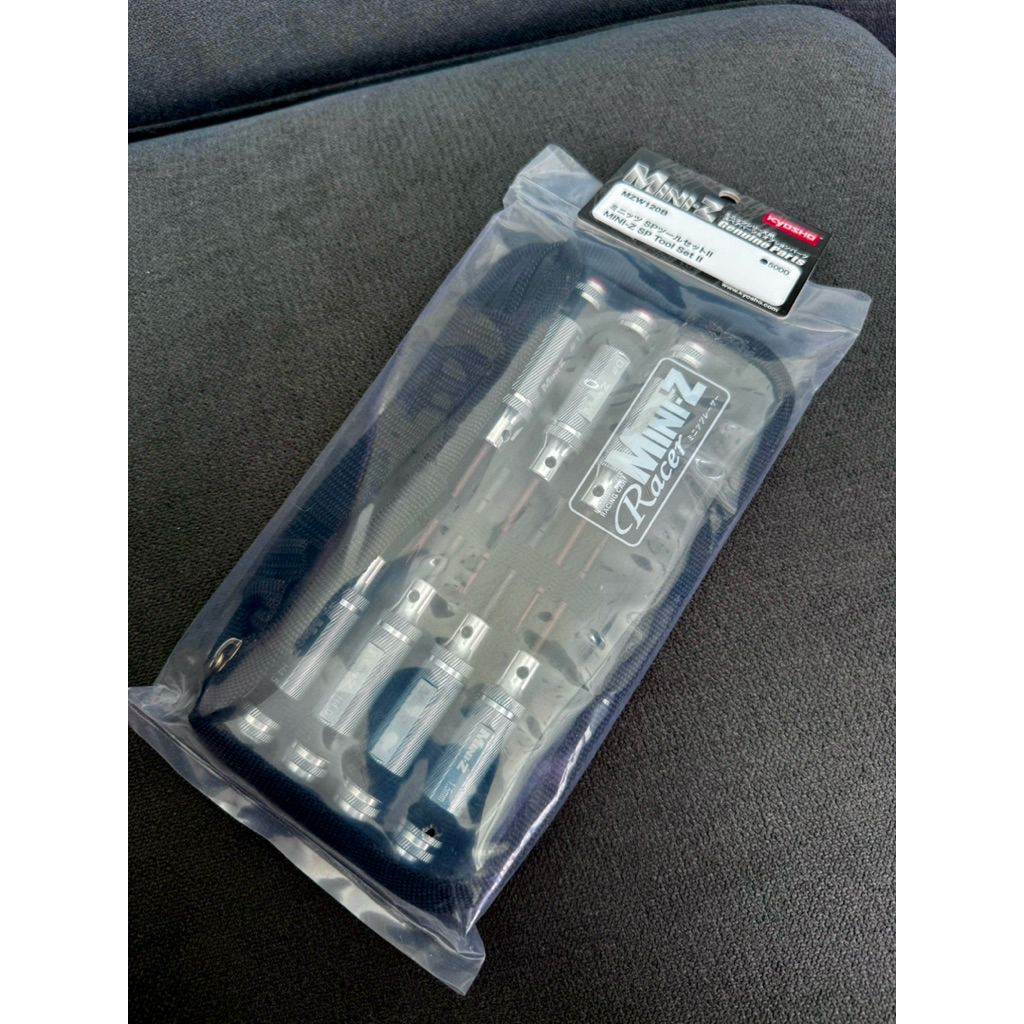 Kyosho Mini-Z SP Tool Set II (MZW120B) ซึ่งเป็นชุดเครื่องมือสำหรับรถบังคับวิทยุ Kyosho Mini-Z