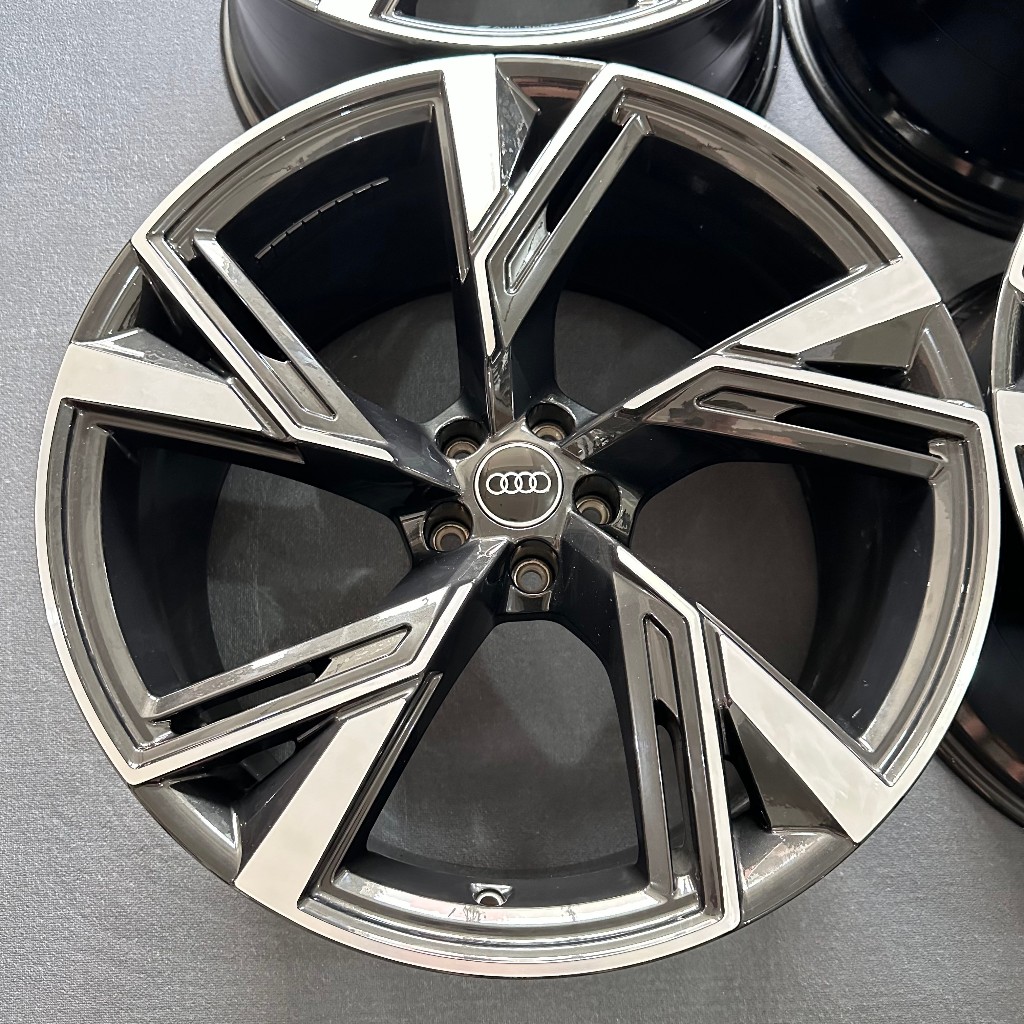 ล้อเดิม Audi RS6 ล้อ 22 นิ้ว RS5