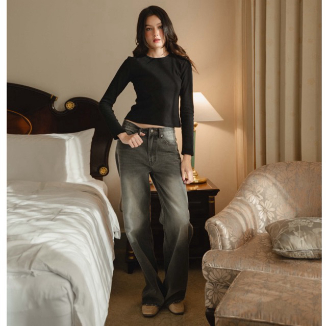 กางเกงยีนส์ RAVVESTUDIO's Gigi Jeans-Washed Grey
