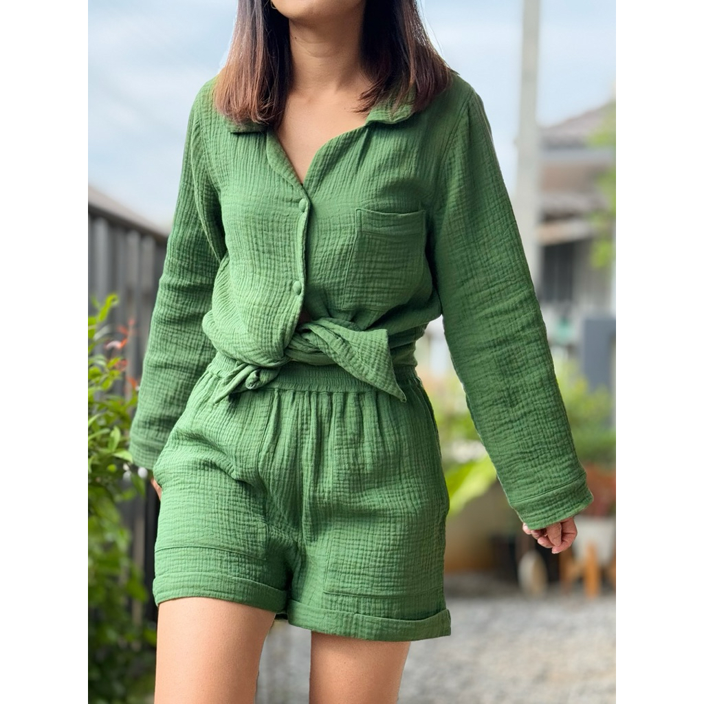 เสื้อแขนยาวคอปก Double Gauze Button-Up Shirt with Collar