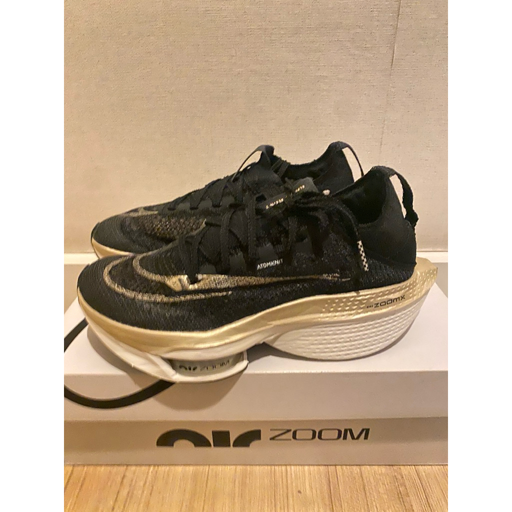 ของใหม่ รองเท้า Nike Airzoom Alphafly Next%2 Female 38