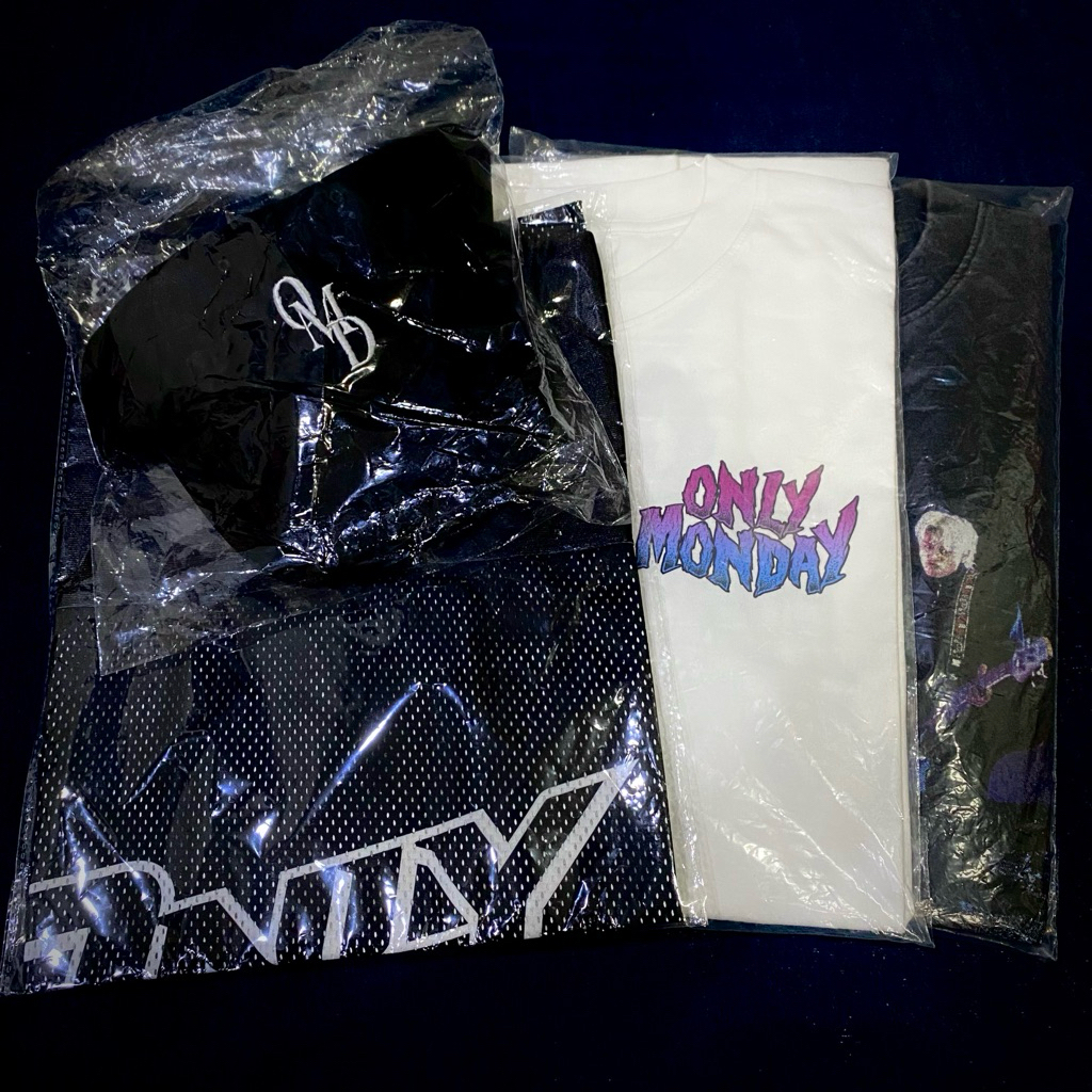 ONLY MONDAY - เสื้อ,หมวก WE ARE ONLY MONDAY CONCERT