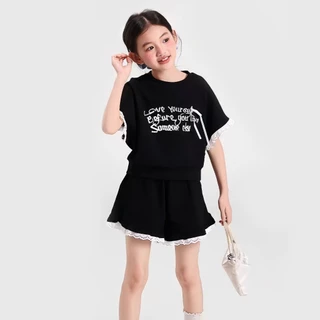 ชุดสูทเด็กผู้หญิง น่ารัก เสื้อยืดคอกลม พิมพ์ลายตัวอักษร กางเกงขาสั้นขากว้าง สไตล์เกาหลี 2-12 ปี