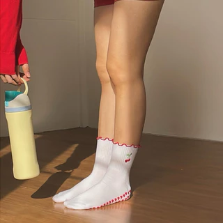 [พร้อมส่ง] 🍒Cherry Pop🍒 Grip Socks ถุงเท้ากันลื่น สำหรับโยคะ พิลาทิส ออกกกำลังกาย