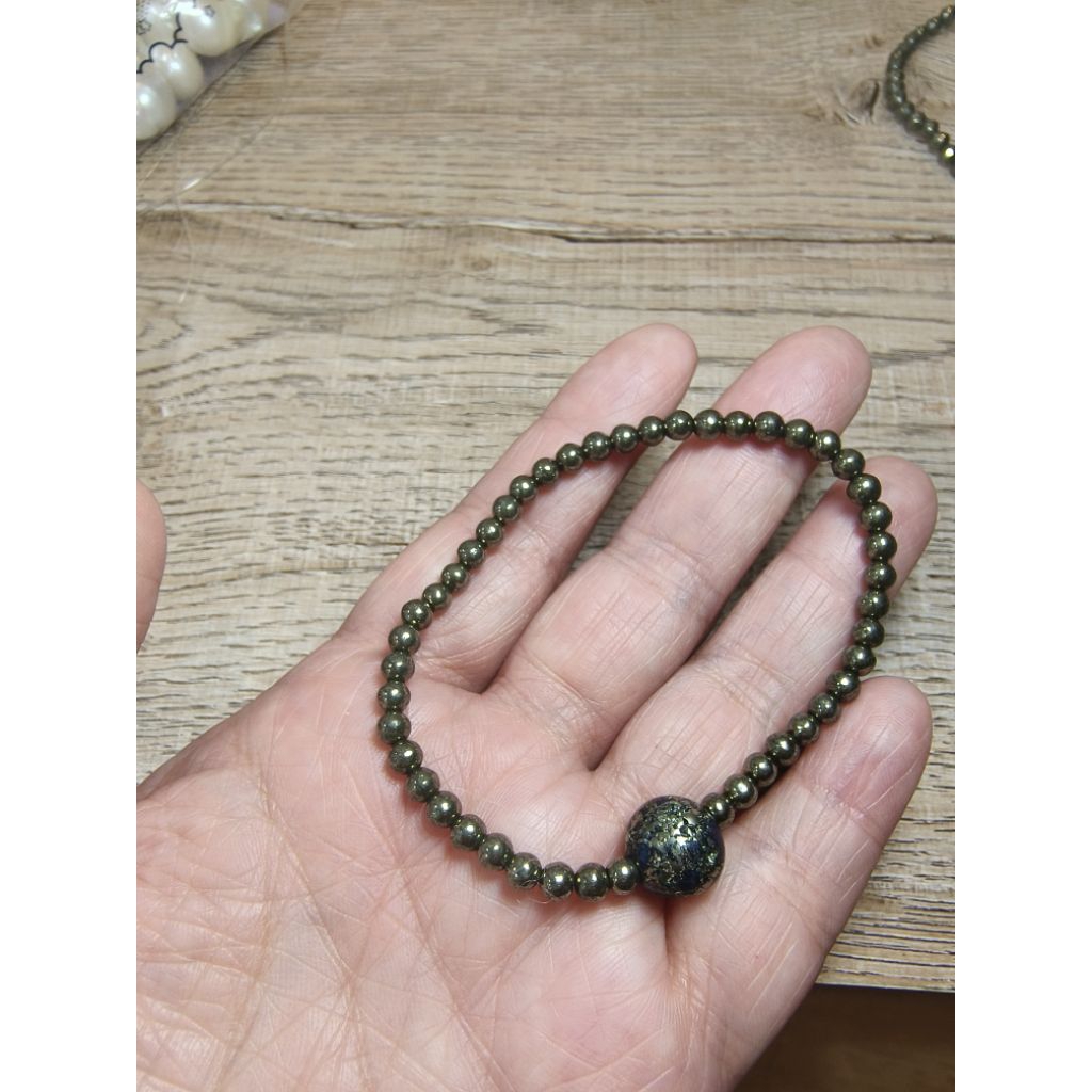 กำไลหิน Wealthy Set เซ็ท ร่ำรวย ไพไรต์ Pyrite + ลาพิส ลาซูรี่ (Lapis Lazuli)