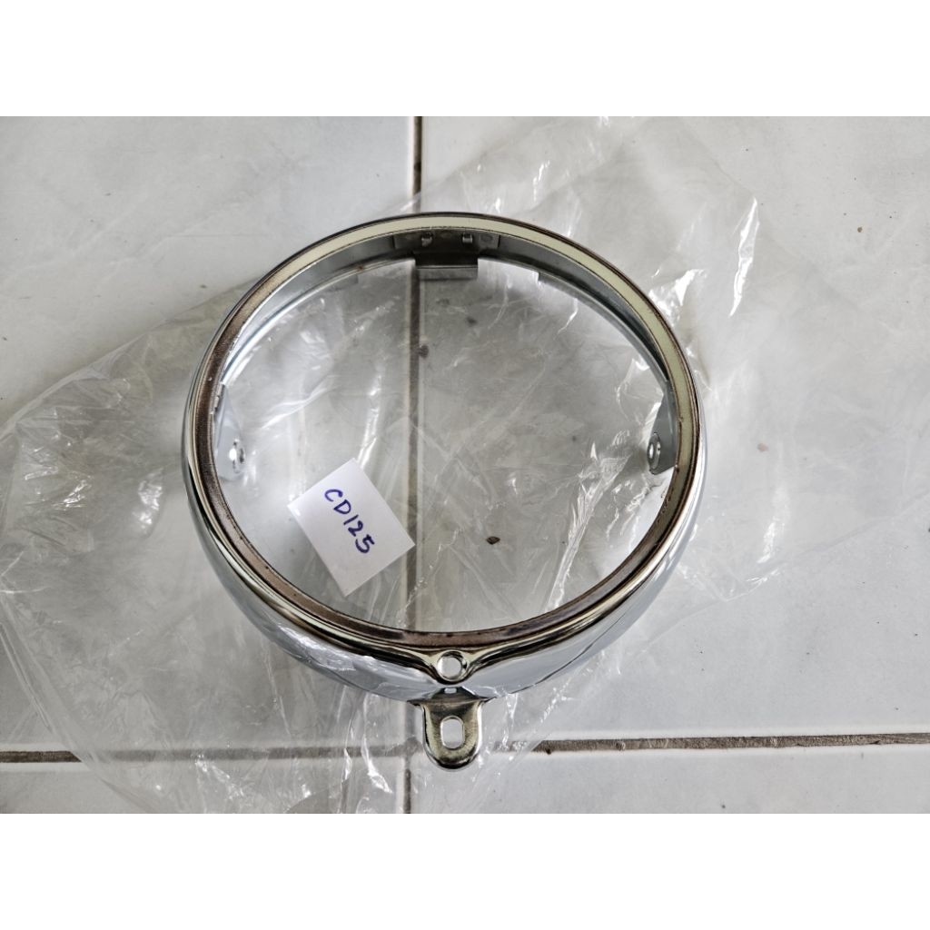 กรอบจานฉาย แท้ใหม่ Honda CD125 CD175 CD125E CD175E กระเป๋าเล็ก