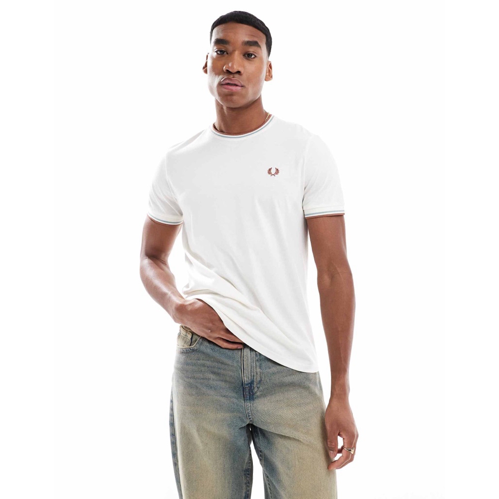 Fred Perry Tein Tipped T-Shirt in Ecru