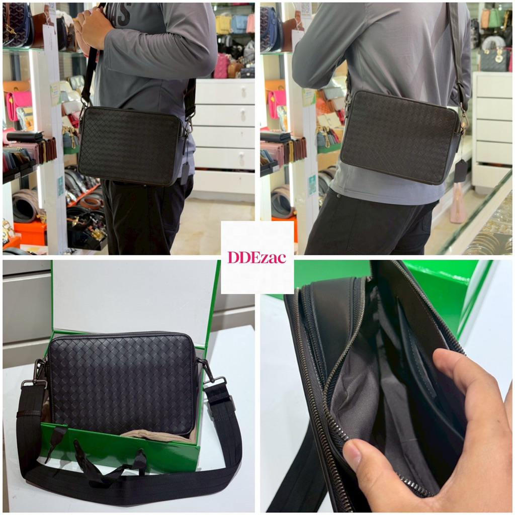 กระเป๋า(Grade: VIP)สะพายข้าง หนังวัวแท้ ขนาด 26x19ซม. พร้อมส่ง มีกล่อง Code: DDZ00743