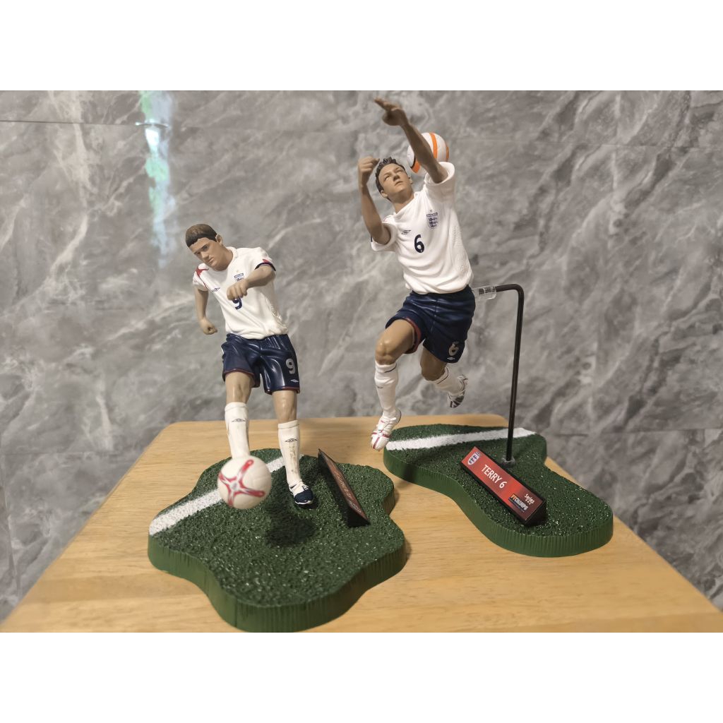 โมเดลนักฟุตบอล ทีมชาติอังกฤษ  Ft Champs England ขนาด6นิ้ว15ซม