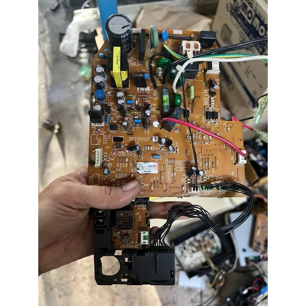 แผงวงจรแอร์ Daikin 18000 BTU