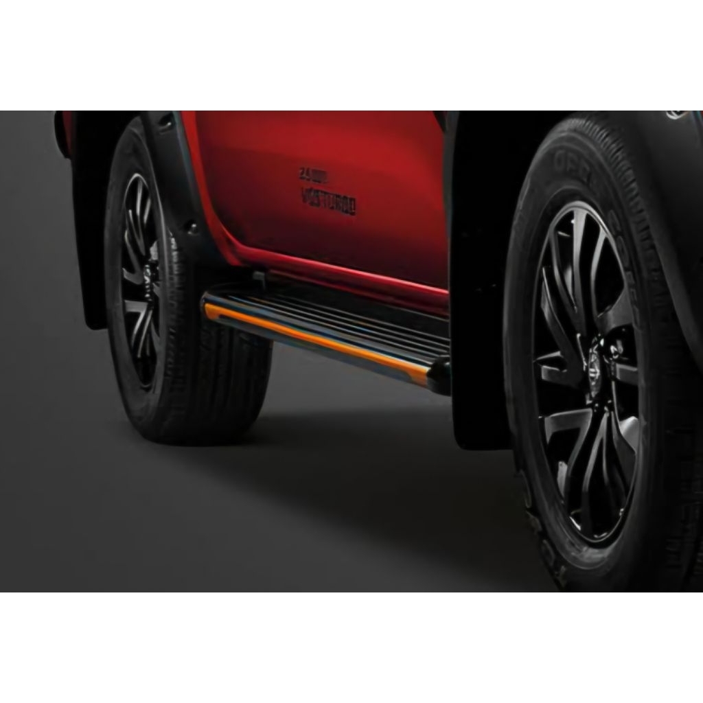 สติ๊กเกอร์เส้นส้ม บันไดข้าง รถ Nissan Navara จำนวน2ข้าง