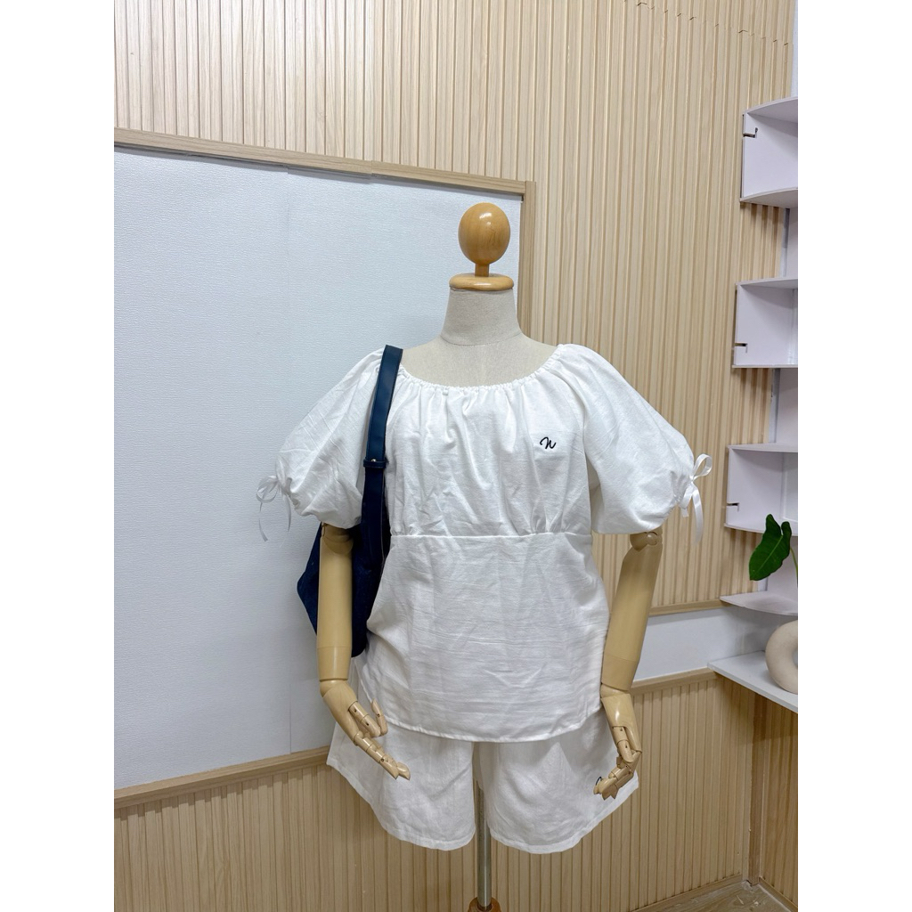 หน้าผ้า60นิ้วเสื้อแขนตุ๊กตาแต่งโบว์ริบบิ้น