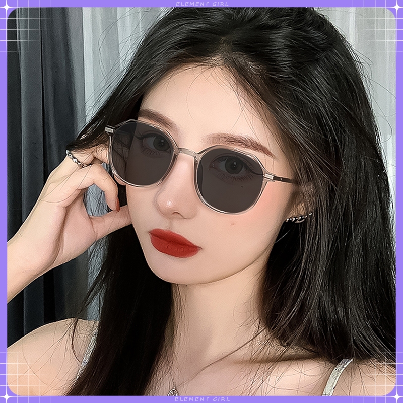 สินค้าจุดจัดส่งภายในไม่กี่วินาทีแว่นตาสายตาสั้น แว่นตาสายตายาว จะเปลี่ยนสีโดยอัตโนมัติหากโดนแสงแดดเป็นเวลา