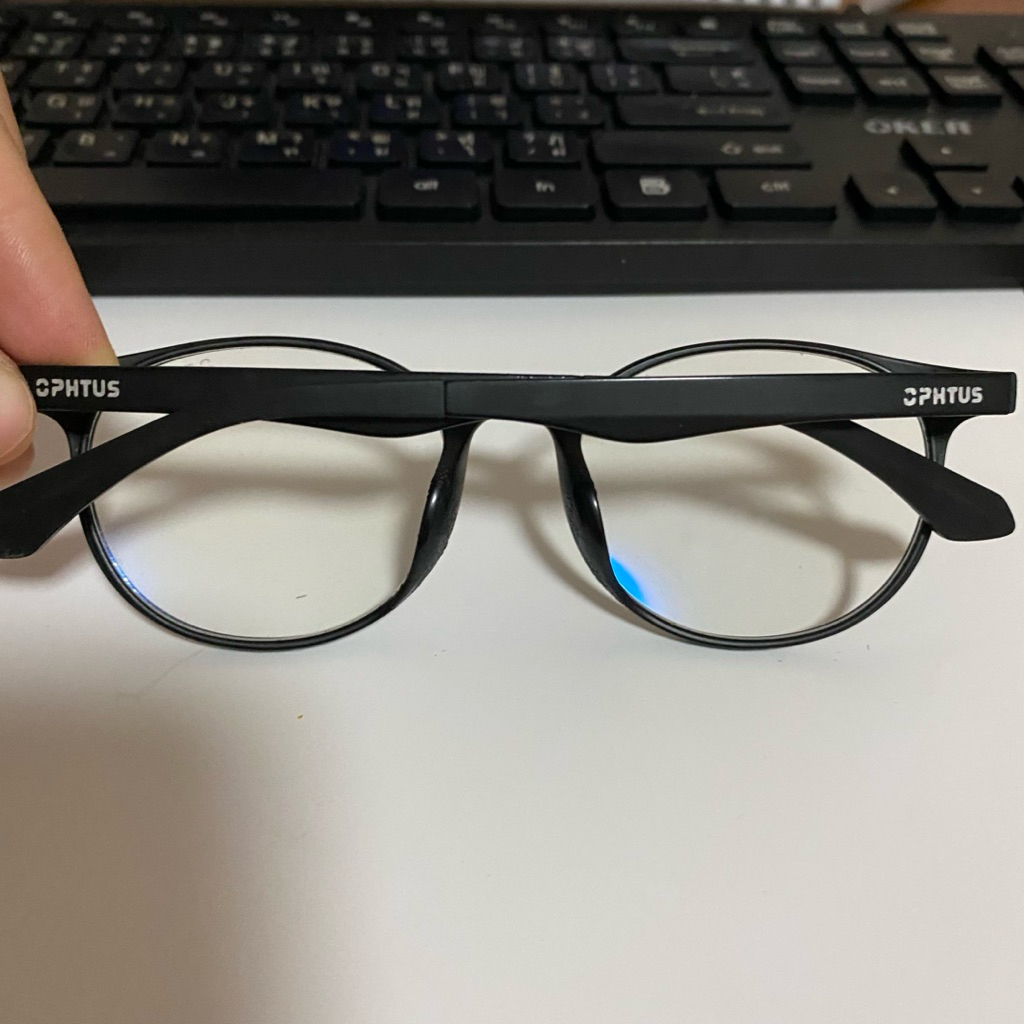 แว่นกันแสงสีฟ้า OPHTUS มือสอง ใช้เอง MODEL INFINITE แว่นเกมเมอร์ BUILT FOR GAMERS แว่นเล่นคอม