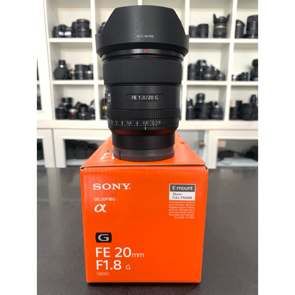 Sony 20mm F1.8Gครบกล่อง
