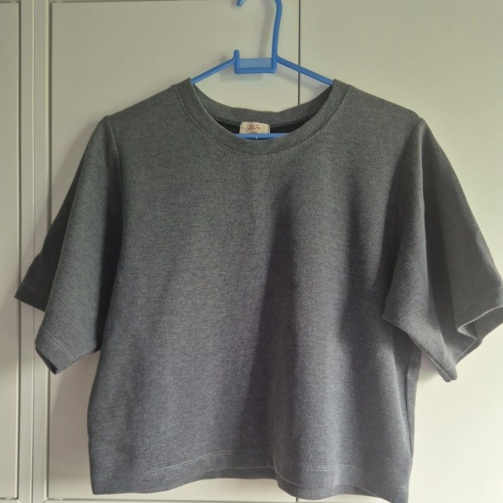 เสื้อยืด สไตล์เกาหลีญี่ปุ่นแบรนด์ omi ผ้าเนื้อดีใส่เที่ยวต่างประเทศสไตล์มินิมอล